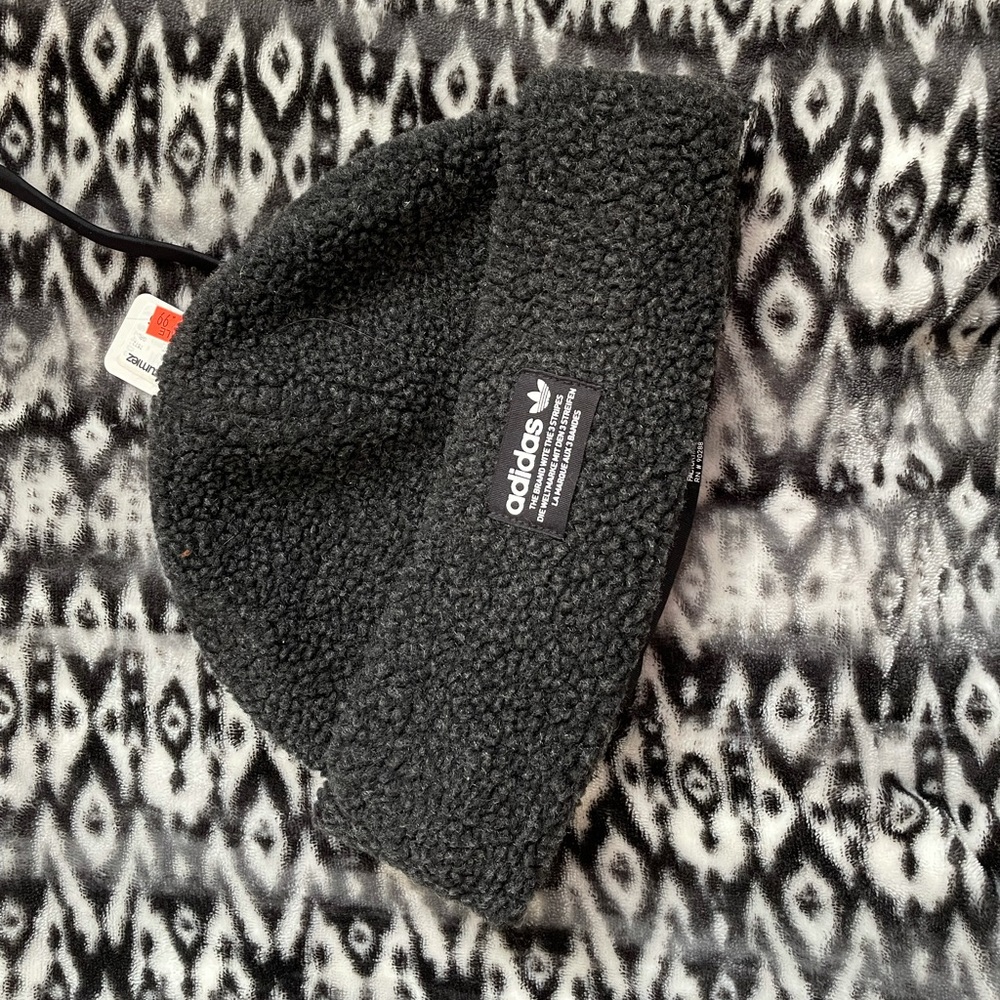 Adidas beanie. Charcoal. Fluffy
